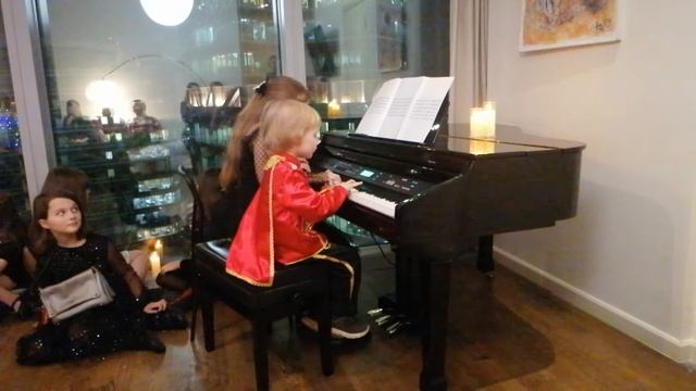 Jingle Bells #jinglebells #cristmas смотреть онлайн