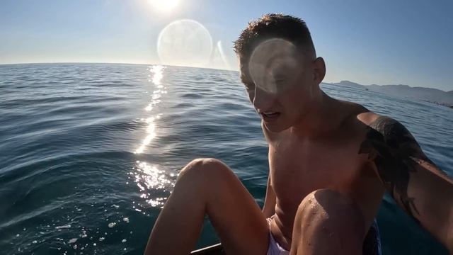 УНЕСЛО С СЫНОМ В ОТКРЫТОЕ МОРЕ😨ЗАЧЕМ Я КУПИЛ ЭТОТ САП БОРД? смотреть онлайн