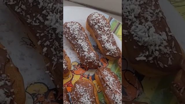 ЭКЛЕРЫ С КРЕМОМ!🤗ЗАВАРНОЕ ТЕСТО🙃🤗😋 смотреть онлайн