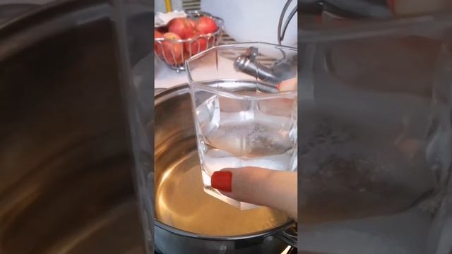 Рецепт хрустящей маринованной капусты, которая съедается очень быстро#капустаназиму#капуста# смотреть онлайн
