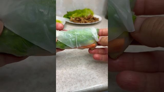 Роллы из рисовой бумаги rice paper dumplings #shorts #food #trending #baku #еда смотреть онлайн