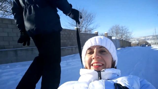 муж меня катает на ватрушке смотреть онлайн