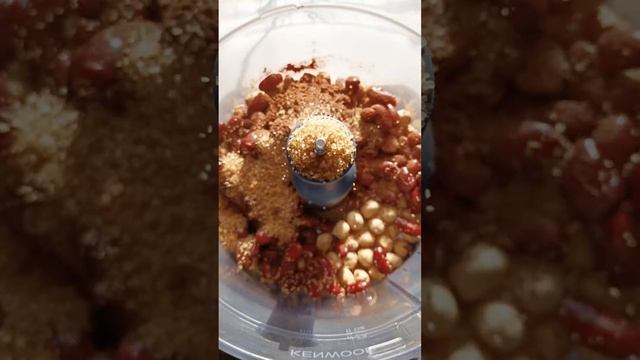 FAGIOTELLA 🍫 #shorts #chocolate #vegan #veganrecipes #beans #spread #chocolatespread смотреть онлайн