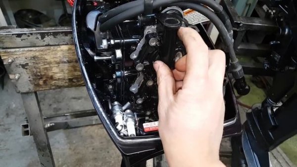 Недостаток двухтактного лодочного мотора TOHATSU 9.8