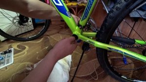 КАК СНЯТЬ ПРИКИПЕВШУЮ КАРЕТКУ С ВЕЛОСИПЕДА? / НЕБОЛЬШОЙ ЛАЙФХАК