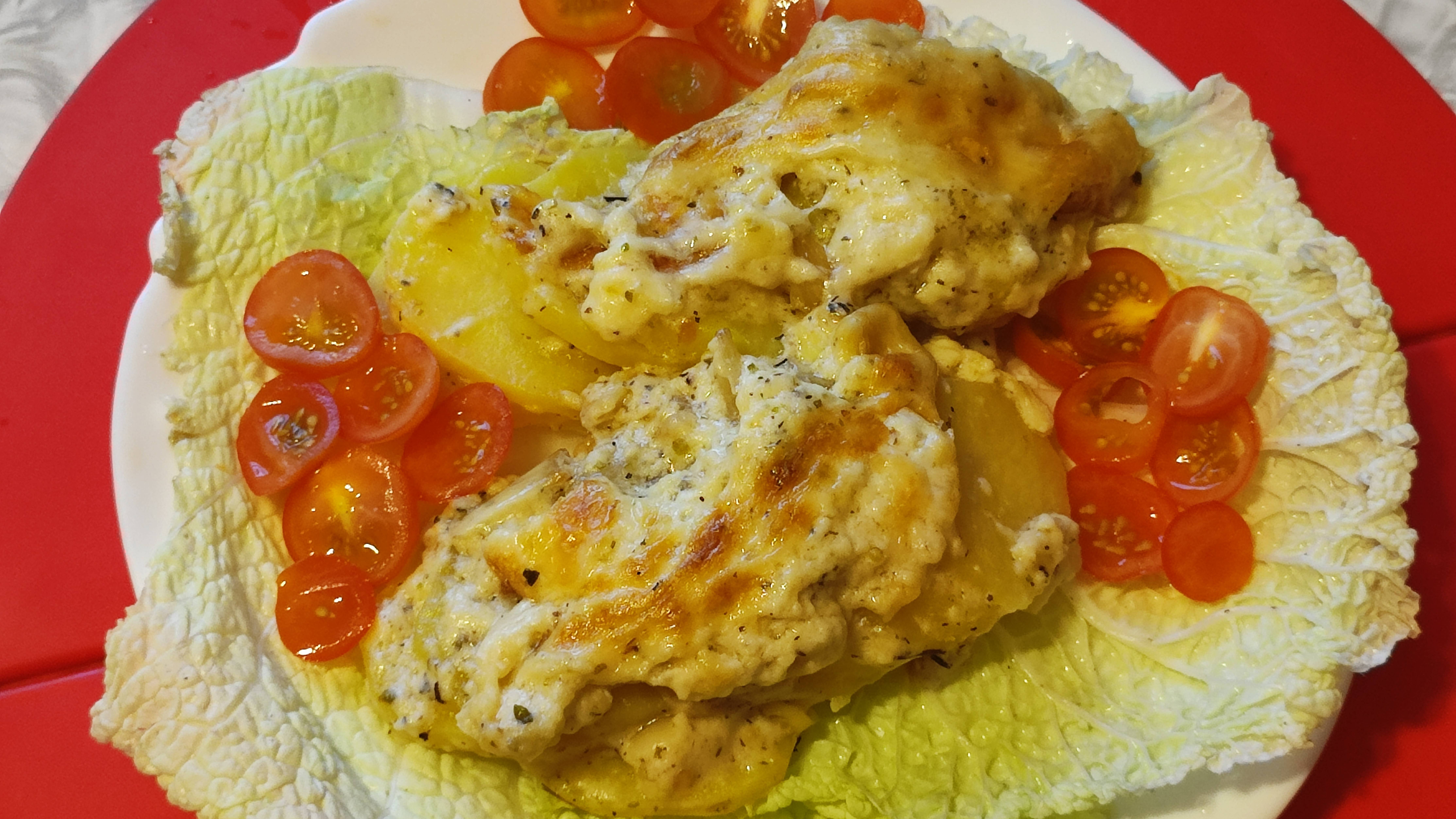 СУПЕР КУХНЯ Картофельный гратен. Кто любит картофель и французскую кухню? Аппетитно, сытно вкусно смотреть онлайн