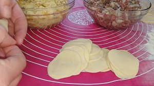 Вареники с картошкой и мясом🌻