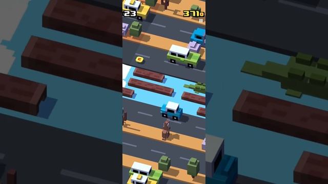 Мой рекорд в игре Сrossy road. Успешный прыжок в последнюю секунду на крокодилий хвост. смотреть онлайн