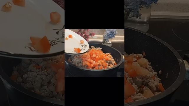 Оперативная картофельная запеканка с фаршем #запеканка #рецепт #блюдо #сытно #вкусно смотреть онлайн