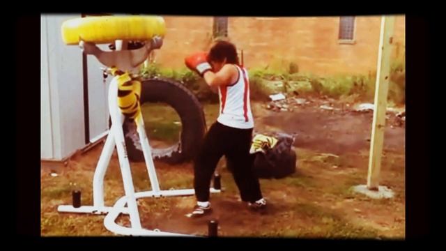 Cuba's Little Boxer - Training смотреть онлайн