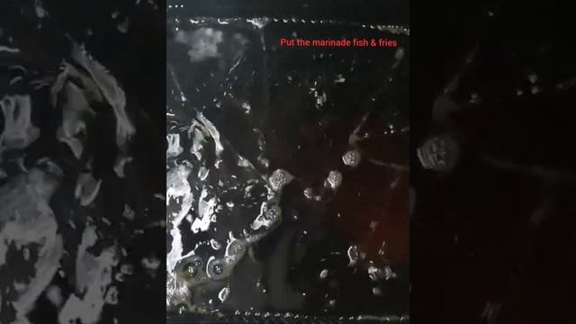 Fish & chips with tartar sauce, mix salad смотреть онлайн