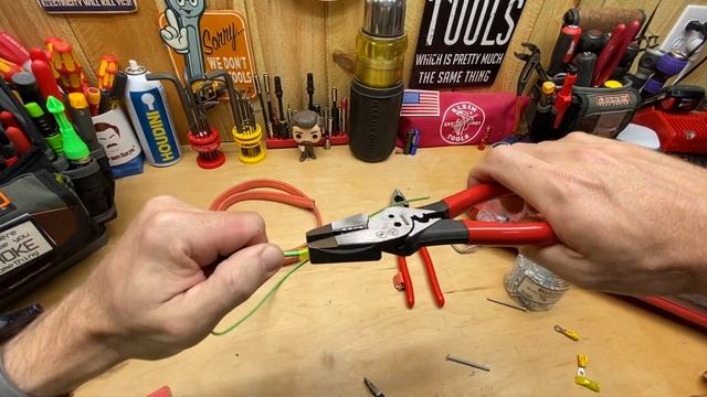 MILWAUKEE Made in USA Lineman's with Crimper & Bolt Cutter #tools #milwaukee #toolreview #knipex смотреть онлайн