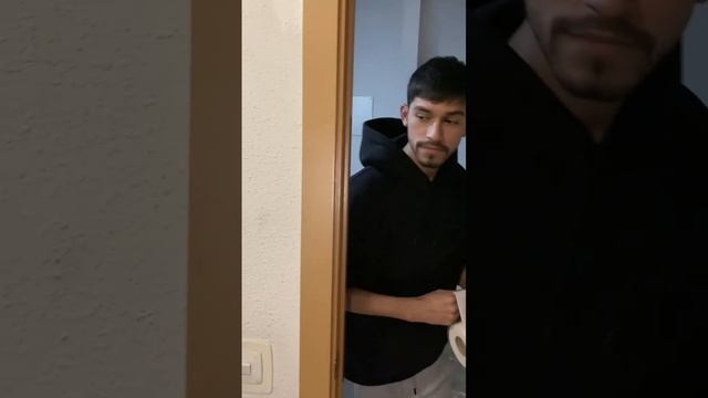 Подписывайся и готовься к порции безумия, которая взорвет твой день! 🚀 смотреть онлайн