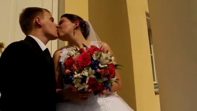 Свадебный видеоролик. Видеооператор Роман смотреть онлайн