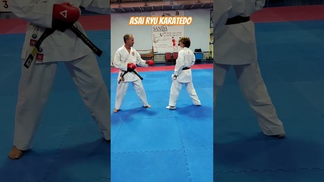 Отработка комбинаций для кумитэ. #каратэ #asairyu #karate смотреть онлайн