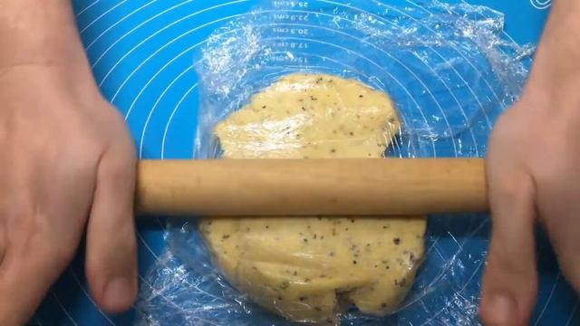 Крекеры из сыра или сырные крекеры смотреть онлайн