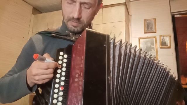 Как выбрать тональность гармони под свой голос смотреть онлайн