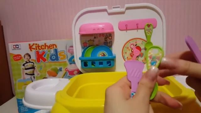 Child kitchen chair. смотреть онлайн