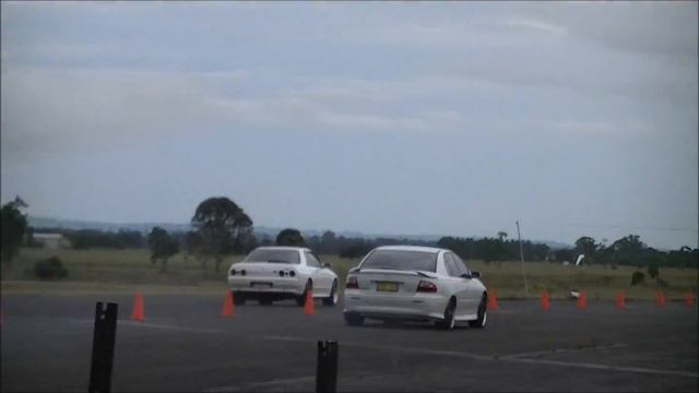 R32 GTR vs vx supercharged casino drags смотреть онлайн