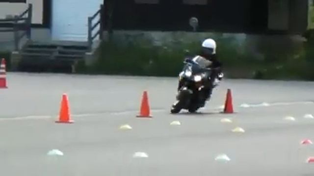 HONDA VFR 800 (RC46-2) スラローム ジムカーナ смотреть онлайн