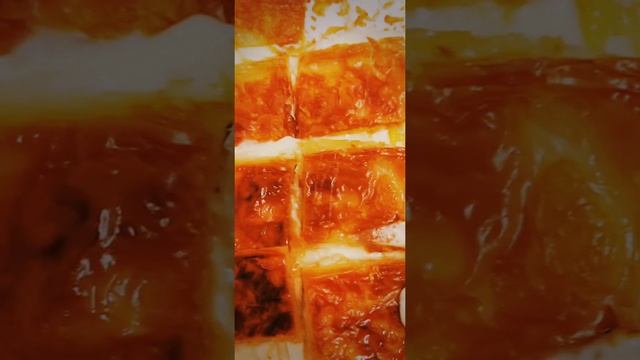 Famous Cheesiest Turkish Food Börek | combination of butter Cheese Bread with sweet and salt #short смотреть онлайн