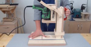 Двухсторонний сверлильный станок | Подставка для дрели своими руками [ЛАЙФХАК]