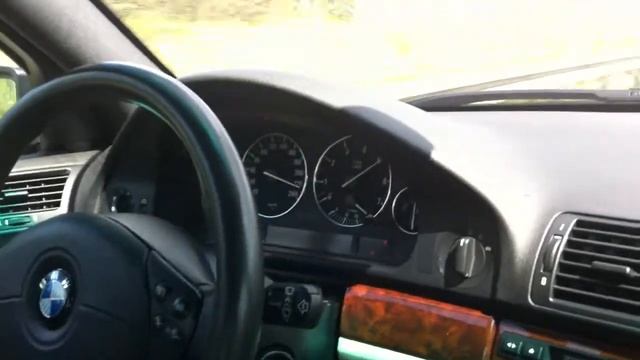 E39 540i Vs E46 330i