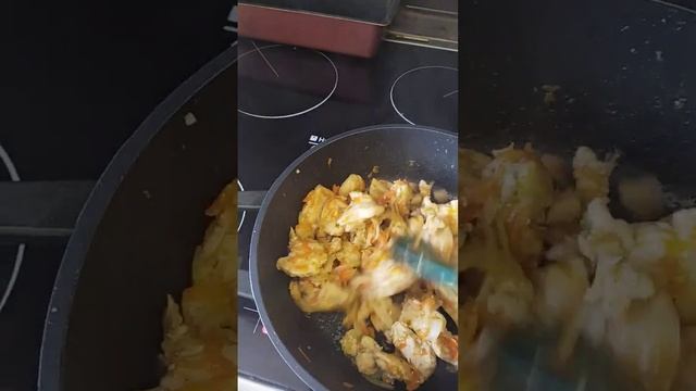 Капуста тушеная с куриным филе. смотреть онлайн