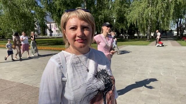 Ярославль 2024/В городе праздникВстреча с блогерамиКанал ДИАНА И НИКОЛАЙ. смотреть онлайн