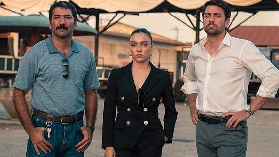 Новый сериал "Магарсус" на Blu tv и новый фраг сериала "Лейла" смотреть онлайн