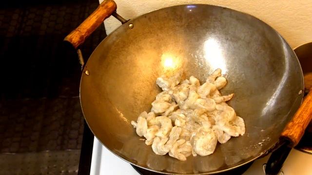 Stir Fry Shrimps in Salted Black Beans Sauce: Authentic Cantonese cooking смотреть онлайн