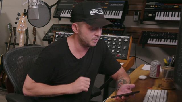 4. Finding a Song Concept and Writing Lyrics смотреть онлайн