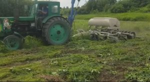 Революция! Впервые за всю историю человечества, по земле пошёл предпосевной культиватор Ерусланова.