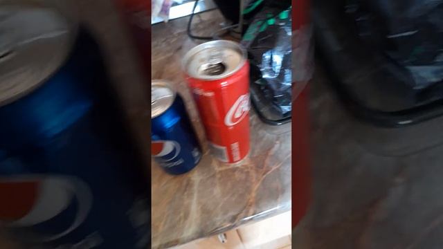 Coca Cola VS Pepsi смотреть онлайн