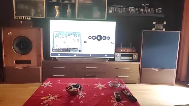 Altec Lansing 605B - Unison Research Preludio (3)