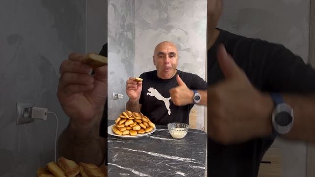 Сырные палочки из стакана кефира #сырныепалочки смотреть онлайн
