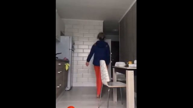 Марго Овсянникова в прямом эфире 28 11 2018 Резину притащила..мужик не помешал бы смотреть онлайн