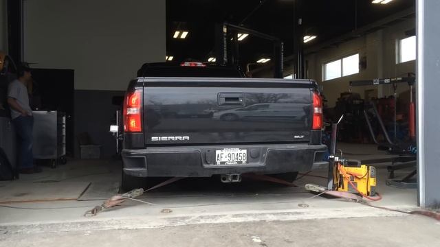 2014 GMC Sierra. 6.2L w/ comp cam and long tubes. Dyno day. смотреть онлайн