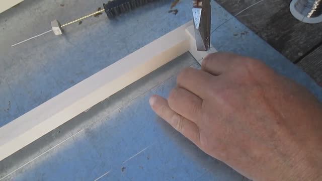 Как натянуть проволоку на рамку смотреть онлайн