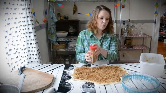 How to Make Cinnamon Rolls смотреть онлайн