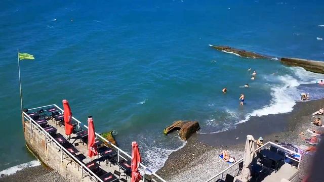 Бегу на море, пока стоим в Адлере))) смотреть онлайн