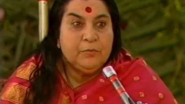 1987 - 12.13 Devi Puja in Alibag (India). Digitally improved file.
" Религия принадлежит нам" смотреть онлайн