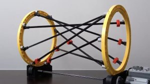 7 кинетических скульптур из Лего.