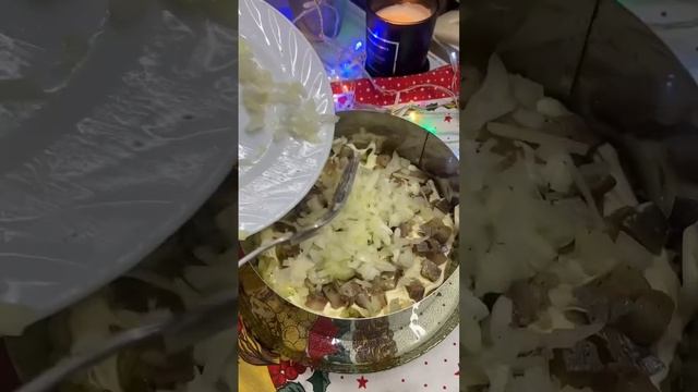 Салат Под шубой смотреть онлайн