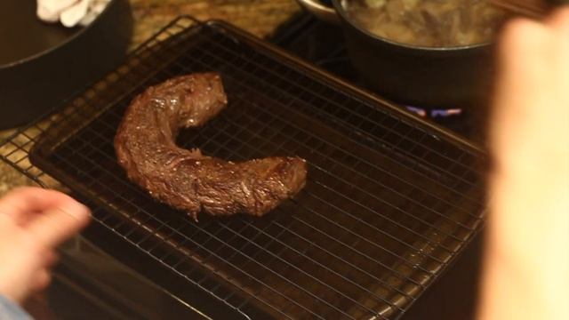 How to cook a Hanger Steak (Hanging Tender) perfect medium rare in oven. смотреть онлайн