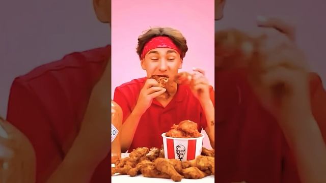 Spicy Food Challenge: Drinking Tabasco and Eating 100 Chicken Wings #challenge #chikendinner смотреть онлайн