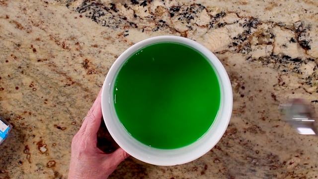 Retro Moonglow Salad - Small Batch Pineapple Lime Jello Salad смотреть онлайн