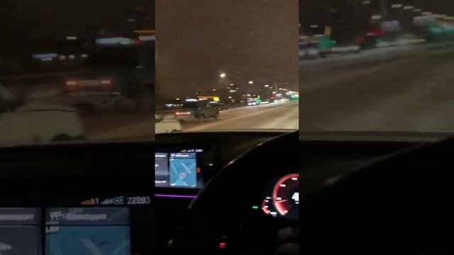 Гонки по ночному Красноярску m5 против Ока #m5 #ока #оказия #bmwm5 смотреть онлайн