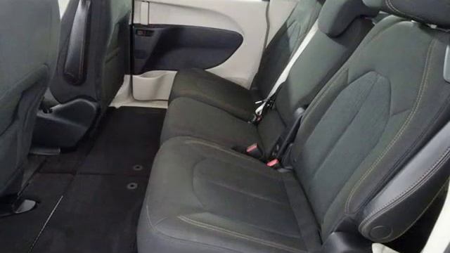 2017 Chrysler Pacifica Touring Used Cars - McKinney,Texas - 2019-06-07 смотреть онлайн