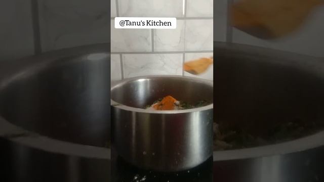 Besan Talipat 😋 #food #ytbshorts #trendingshorts #soldierwifelife #ytshort #shorts смотреть онлайн